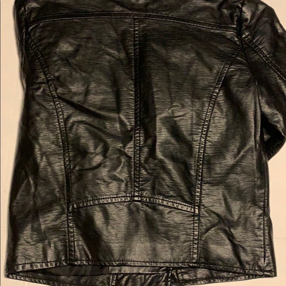 NWOT studded faux leather jacket - Picture 8 of 11